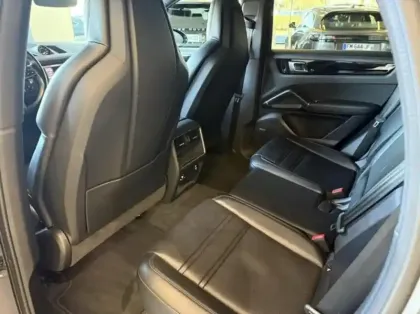 Photo 11 Porsche Cayenne  Coupé 3.0 V6 462ch E-Hybrid