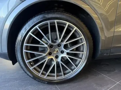 Photo 14 Porsche Cayenne  Coupé 3.0 V6 462ch E-Hybrid