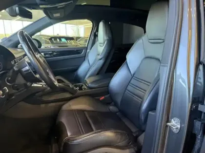 Photo 7 Porsche Cayenne  Coupé 3.0 V6 462ch E-Hybrid