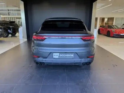 Photo 3 Porsche Cayenne  Coupé 3.0 V6 462ch E-Hybrid