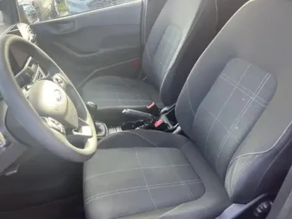 Photo 9 Ford Fiesta  1.1 75ch Cool & Connect 5p