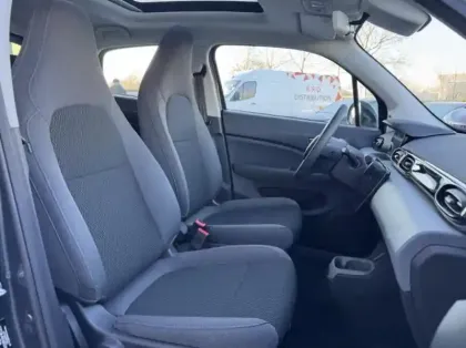 Photo 8 Leapmotor T03  Electric 95ch Design