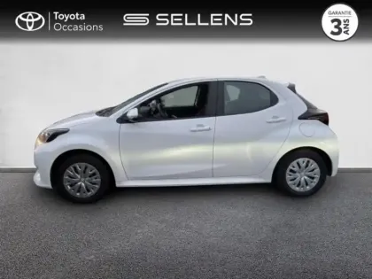 Photo 2 Toyota Yaris  116h Dynamic Business 5p + Programme Beyond Zero Academy MY22