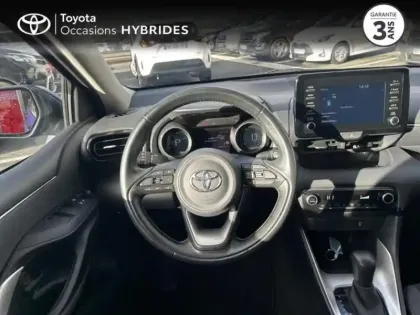 Photo 8 Toyota Yaris  116h Design 5p