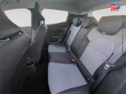 Photo 10 Renault Clio  1.5 Blue dCi 100ch Evolution