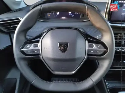 Photo 11 Peugeot 208  1.2 PureTech 100ch S&S Allure