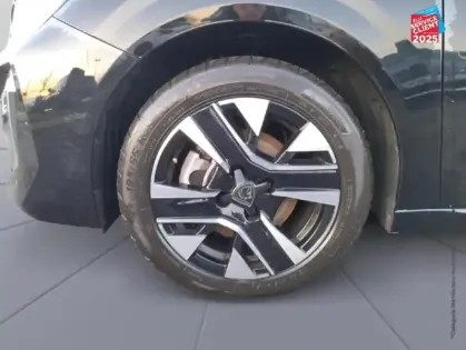 Photo 24 Peugeot 208  1.2 PureTech 100ch S&S Allure