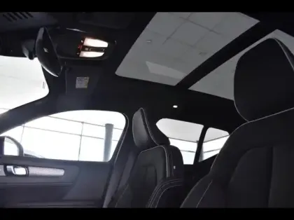 Photo 10 Volvo Xc40  B3 163ch Ultra DCT 7