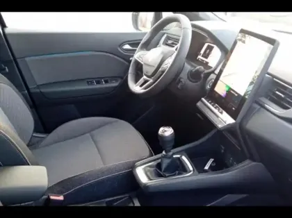 Photo 14 Renault Captur  1.0 TCe 90ch Techno - 25