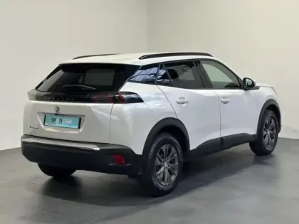 Photo 6 Peugeot 2008  e- 136ch Style