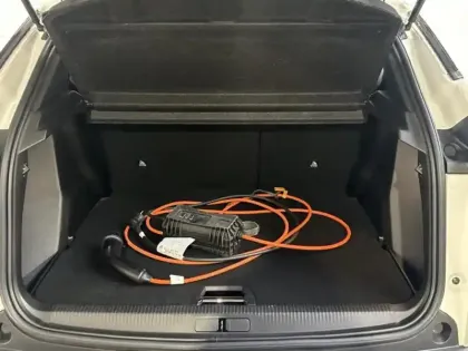 Photo 5 Peugeot 2008  e- 136ch Style