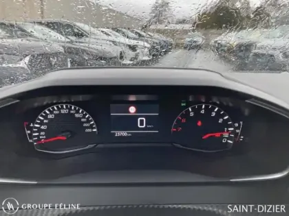 Photo 12 Peugeot 208  1.5 BlueHDi 100ch S&S Style