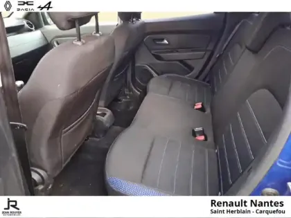 Photo 28 Dacia Duster  TCe 130ch FAP 15 ans 4x2