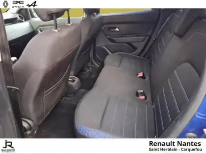 Photo 13 Dacia Duster  1.3 TCe 130ch FAP 15 ans 4x2 -E6U