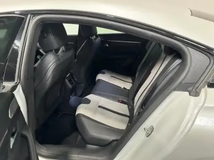 Photo 9 Peugeot 508  HYBRID 225ch GT e-EAT8