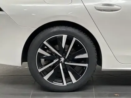 Photo 10 Peugeot 508  HYBRID 225ch GT e-EAT8