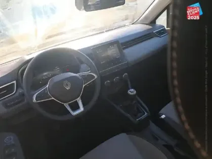 Photo 14 Renault Clio  1.5 Blue dCi 100ch Evolution - 24