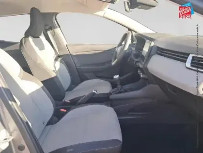 Photo 4 Renault Clio  1.5 Blue dCi 100ch Evolution - 24