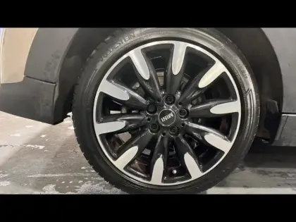 Photo 6 Mini Mini  5 Portes Cooper 136ch Edition Premium BVA7