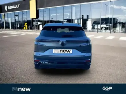 Photo 3 Renault Austral  1.2 E-Tech full hybrid 200ch Iconic esprit Alpine- 24