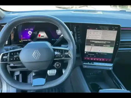 Photo 8 Renault Austral  1.2 E-Tech full hybrid 200ch Iconic esprit Alpine- 24
