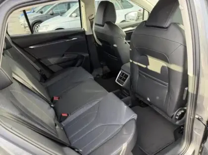 Photo 8 Skoda Elroq  204ch 60 Clever