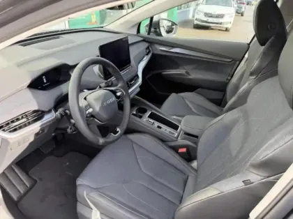 Photo 6 Skoda Elroq  204ch 60 Clever