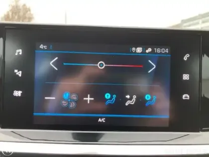 Photo 13 Peugeot 208  1.2 PureTech 100ch S&S Active Business