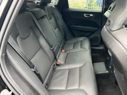 Photo 9 Volvo Xc60  T6 Hybride Rechargeable 253 + 145ch Ultra Style Chrome Geartronic 8 AWD