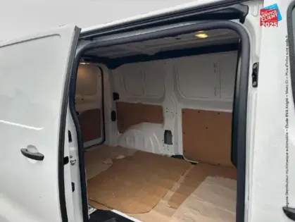 Photo 10 Peugeot Expert  Fg M 2.2 Diesel 180ch EAT8