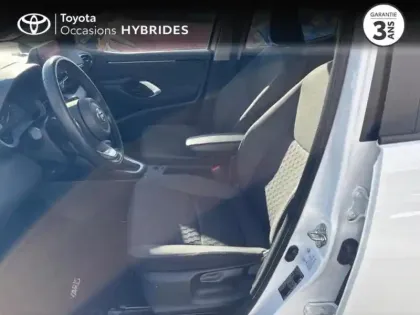 Photo 10 Toyota Yaris  116h Dynamic 5p MY21