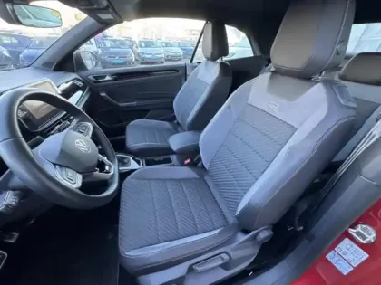 Photo 9 Volkswagen T-roc  Cabriolet 1.5 TSI Evo2 150ch R-Line DSG7