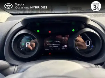 Photo 13 Toyota Yaris  Cross 116h Dynamic MY22