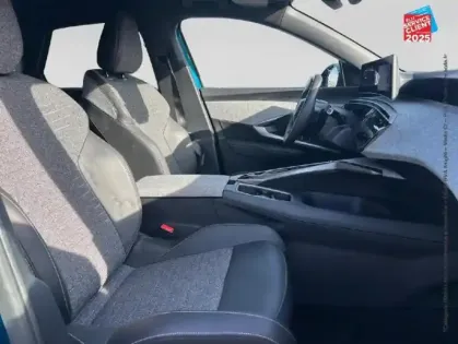 Photo 4 Peugeot 3008  1.2 Hybrid 145ch Allure e-DCS6