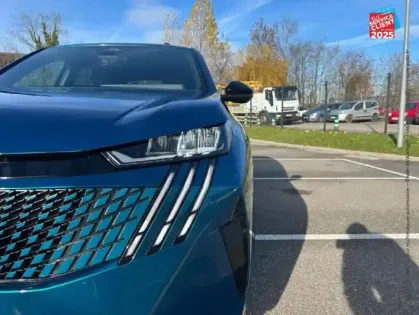 Photo 12 Peugeot 3008  1.2 Hybrid 145ch Allure e-DCS6