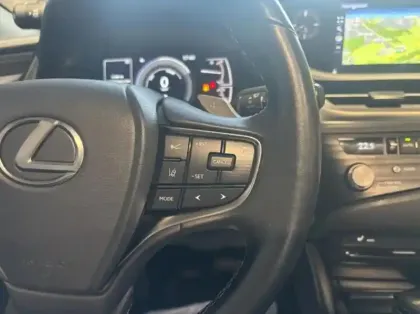 Photo 6 Lexus Es  300h Busins Plus MY21