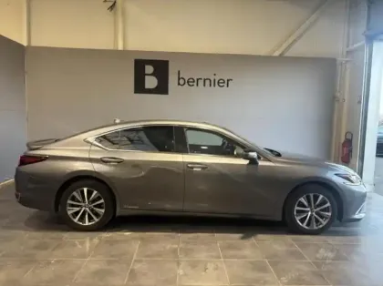 Photo 2 Lexus Es  300h Busins Plus MY21