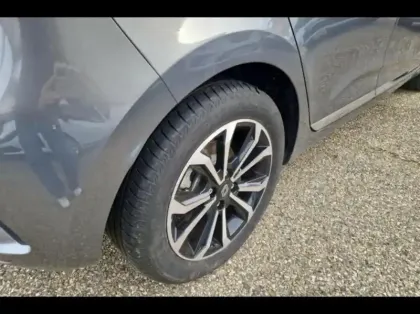 Photo 12 Renault Clio  1.6 E-Tech 145ch full hybrid Techno - 24