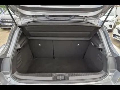 Photo 11 Renault Clio  1.6 E-Tech 145ch full hybrid Techno - 24