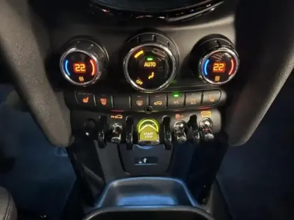 Photo 11 Mini Mini  Cooper SE 184ch  Essential BVA