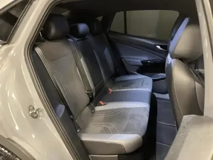 Photo 10 Volkswagen Id.5  204ch Pro Performance 77 kWh