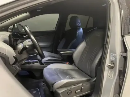 Photo 13 Volkswagen Id.5  204ch Pro Performance 77 kWh