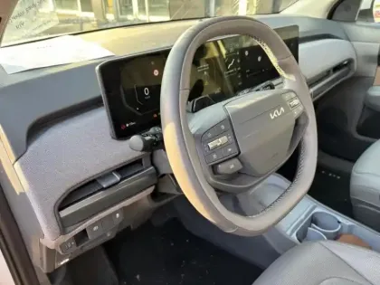 Photo 7 Kia Ev3  204ch 81,4kWh Earth 2025