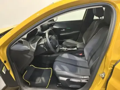 Photo 7 Peugeot 208  e- 136ch Allure