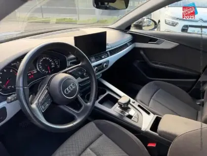 Photo 14 Audi A4  Avant 35 TFSI 150ch Business line S tronic 7