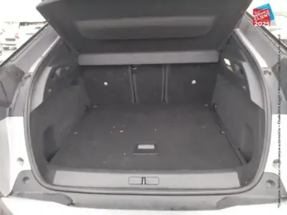 Photo 13 Peugeot 3008  1.2 Hybrid 136ch Allure e-DCS6