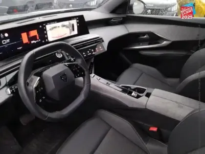 Photo 14 Peugeot 3008  1.2 Hybrid 136ch Allure e-DCS6