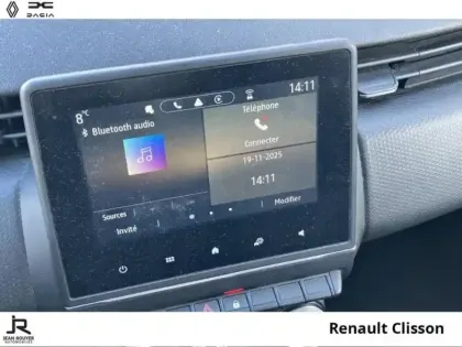 Photo 11 Renault Clio  1.6 E-Tech hybride 140ch Zen