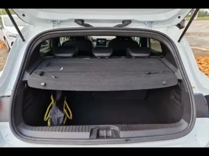 Photo 11 Renault Clio  1.6 E-Tech hybride 140ch Lutecia -21N