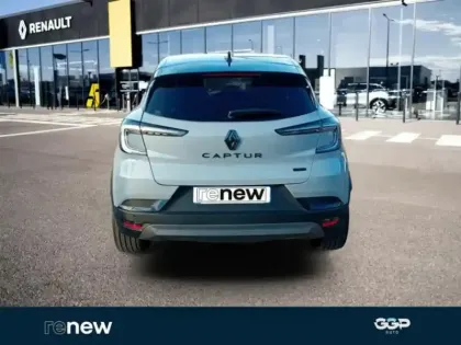 Photo 4 Renault Captur  1.6 E-Tech full hybrid 145ch esprit Alpine